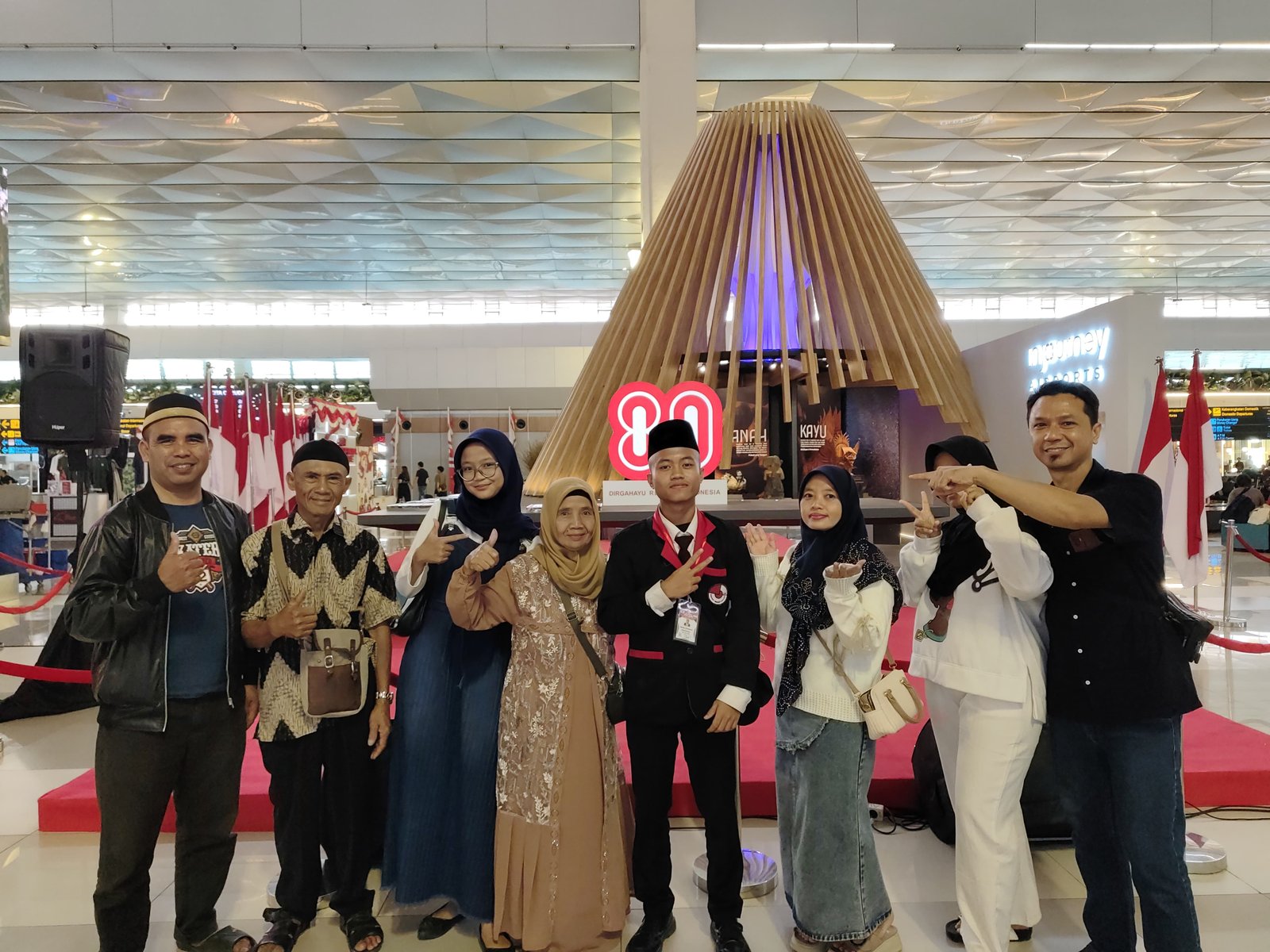 Suasana pembelajaran bahasa Jepang di LPK Yoshi Sakatana Mandiri